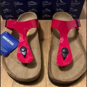 New Birkenstock Gizeh sandals.
